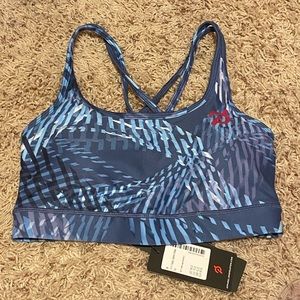Peloton size SM sports bra NWT